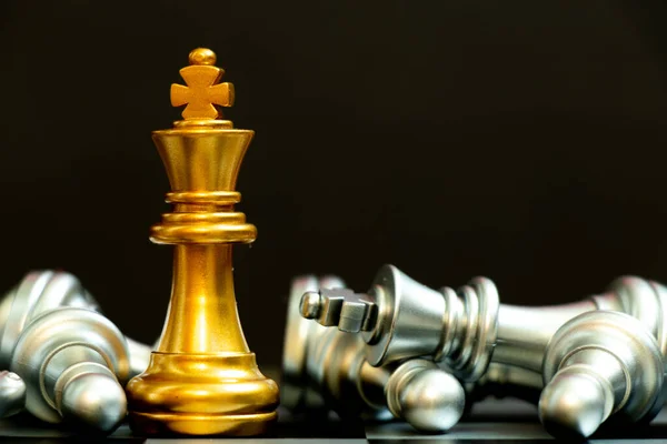 Gold King Chess Piece Win Lying Silver Team Black Background — Stock Photo, Image