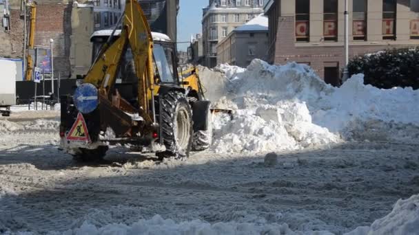 Lviv Ukraine Februari 2021 Sneeuwruimer Maakt Weg Vrij Van Sneeuw — Stockvideo