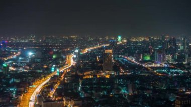 Bangkok gece trafiği yol çatısı Panorama 4K zaman aşımı Tayland