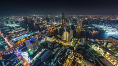 Otel çatısı Bangkok nehri manzarası 4k zaman aşımı Tayland