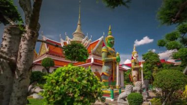 sunny day wat arun famous temple entrance decoration 4k time lapse thailand