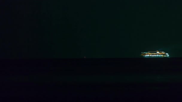 Ночной Остров Пхукет Круизный Лайнер Горизонт Путь Время Истекает Таиланд — стоковое видео
