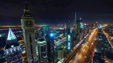 gece aydınlatma dubai şehir trafik yol çatı üst panorama 4 k zaman sukut Birleşik Arap Emirlikleri