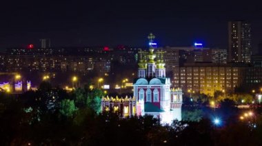 gece aydınlatma Moskova şehir Kilise çatısının en iyi panorama 4 k zaman sukut Rusya