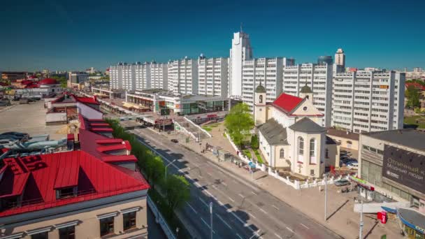 Minsk güneşli gün nemiga çatı üst panorama 4k zaman atlamalı — Stok video