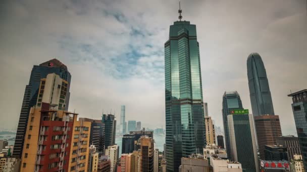 Китай Гонконг місто бізнес блок дзеркало будівлі 4 к проміжок часу — стокове відео