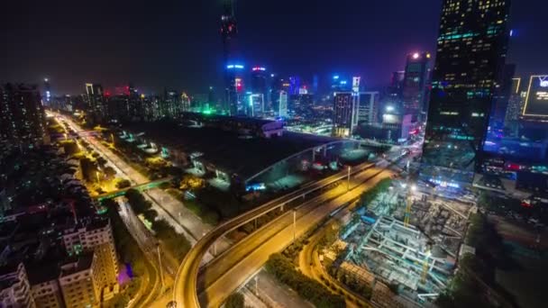 China shenzhen night light traffic crossroad roof top view 4k time lapse — Stock Video