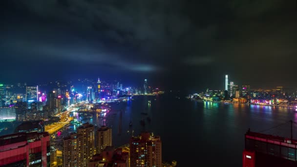 China hong kong noite luz telhado topo golfo panorama 4k lapso de tempo — Vídeo de Stock