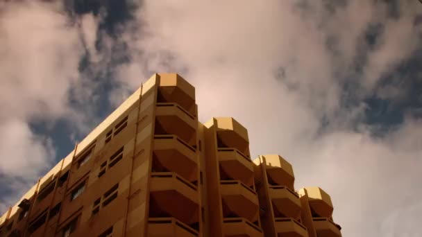 Sunset dubai cidade hotel top sky running 4k time lapse united arab emirates — Vídeo de Stock
