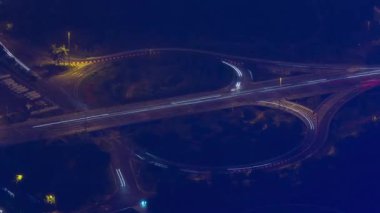 Çin guangzhou gece trafik yol kavşağı çatı üst panorama 4k zaman atlamalı