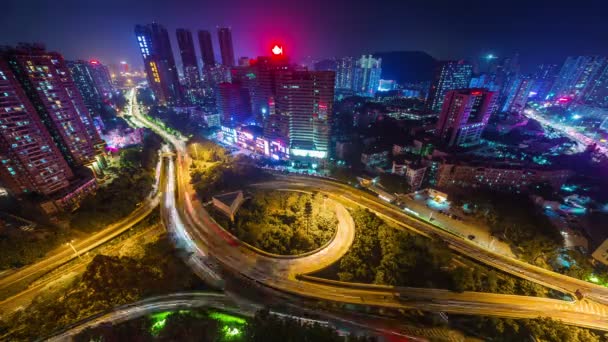 China noite luz tráfego redondo encruzilhada telhado topo panorama 4k tempo lapso Shenzhen — Vídeo de Stock