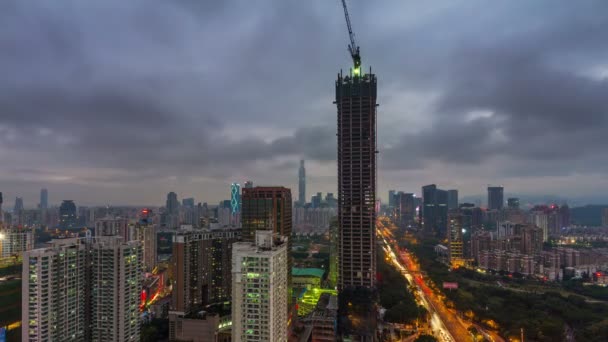 중국 날 밤 심천 높은 타워 건설 파노라마 4 k까지 시간 경과 — 비디오