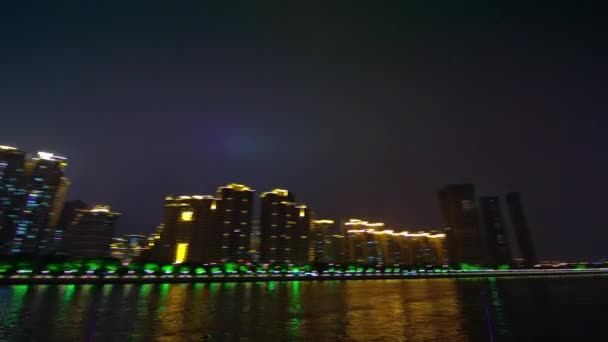 Китай Гуанчжоу ночь освещения города реки езды панорама 4k время истекает — стоковое видео