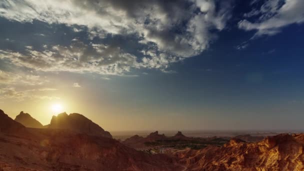Dubai coucher de soleil abu dhabi al ain panorama de montagne 4k laps de temps émirats arabes unis — Video