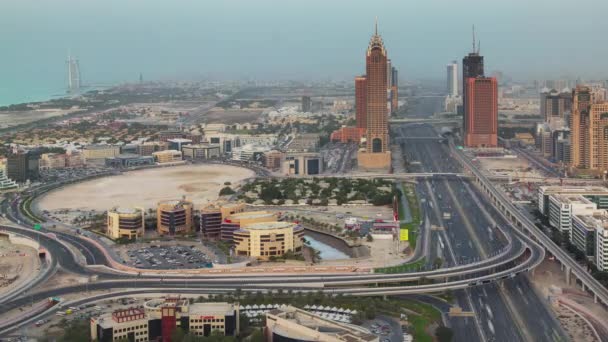 Dubai marina al barsha traffico principale strada tetto top panorama 4k time lapse uniti arabi emirati — Video Stock