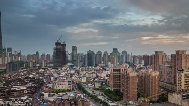 Sunrise panoramic 4k time lapse from shanghai city roof top — стоковое видео