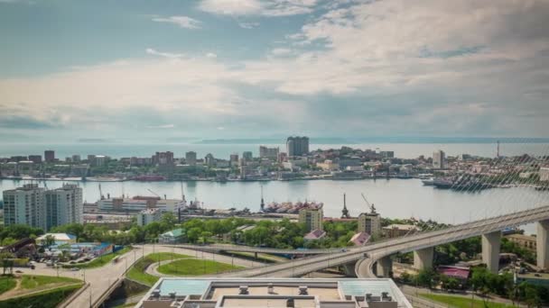 Солнечный день промышленный порт залива Владивосток панорама 4k время истечения России — стоковое видео