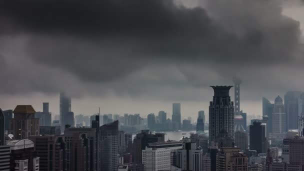 Tiempo lluvioso 4k lapso de tiempo de la azotea de la ciudad de Shangai — Vídeo de stock