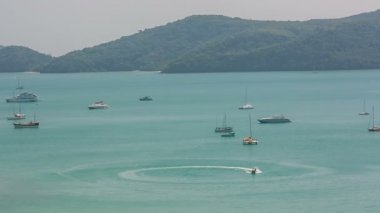 Tayland yaz saati gün ışık tepe beach görünümü tekne park panorama hd phuket