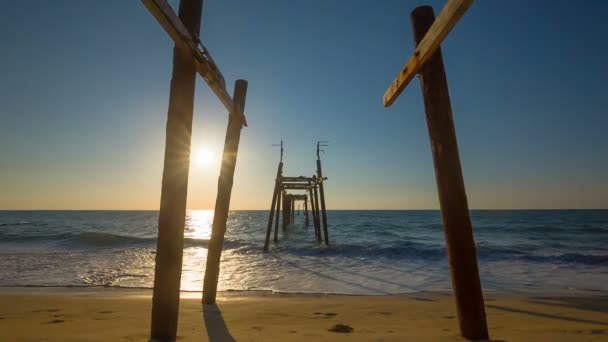 Tailandia verano tiempo bambú viejo muelle playa panorama hd phuket — Vídeos de Stock