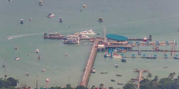 Tailandia punto de vista phuket ciudad yate puerto muelle vista hd — Vídeo de stock