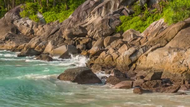 Thailand célèbre liberté plage vagues littoral rocheux plage vue hd phuket — Video