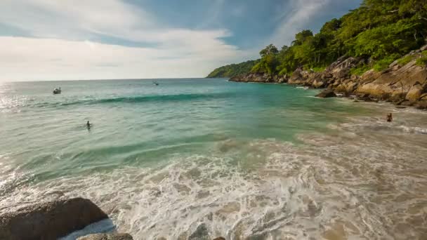 Thailand berömda phuket island freedom beach panorama hd — Stockvideo
