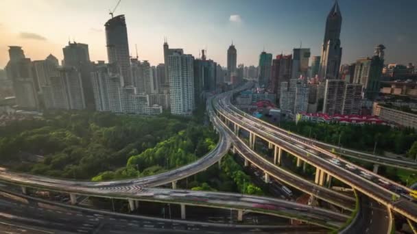 Sunset traffic road junction shanghai roof top panorama 4k time lapse china — Stock Video