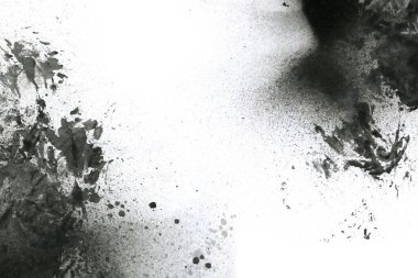 Soyut grafiti arkaplanı. Hava fırçası efektli duvar kâğıdı. Beyaz kağıda siyah akrilik boya dokusu. Dağınık çamur sanatı. Makro sprey boya. El yapımı grunge arka plan