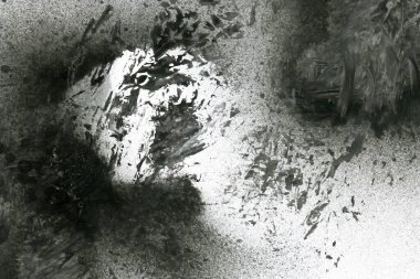Soyut grafiti arkaplanı. Hava fırçası efektli duvar kâğıdı. Beyaz kağıda siyah akrilik boya dokusu. Dağınık çamur sanatı. Makro sprey boya. El yapımı grunge arka plan