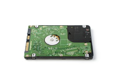 Beyaz arka planda parçalanmış HDD. Yan görünüm.