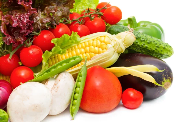 beyaz izole farklı taze sebze 