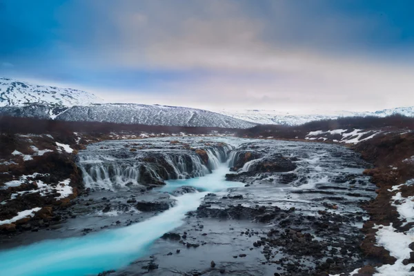 Amazing turquoise waterfall — Stock Photo, Image