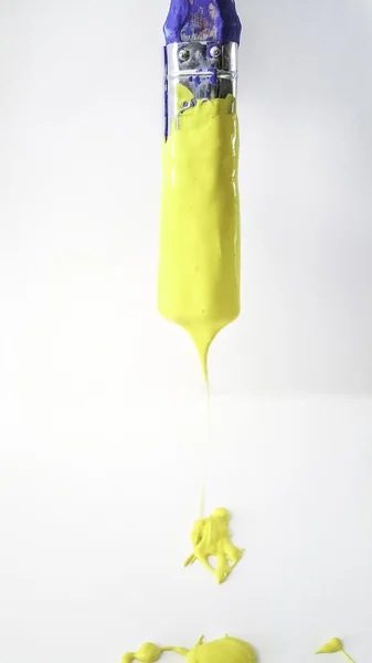 Brush Yellow Paint — Stock Photo, Image