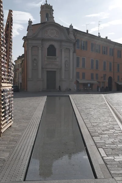 Reggio Emilia Iglesia Cristo Piazza Roversi Fachada Días Soleados Foto — Foto de Stock