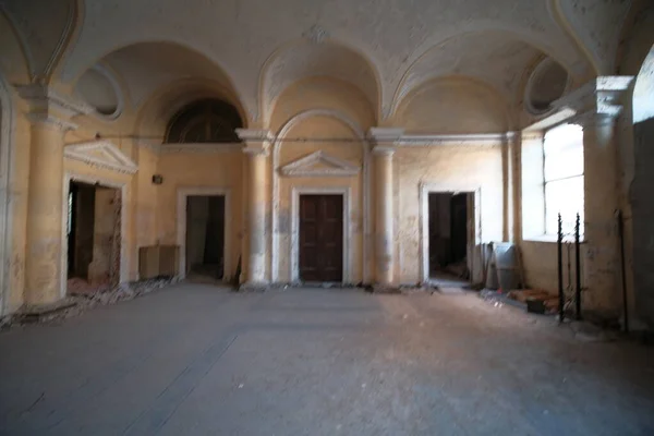 Asa Com Céu Abobadado Igreja Abandonada Foto Alta Qualidade — Fotografia de Stock