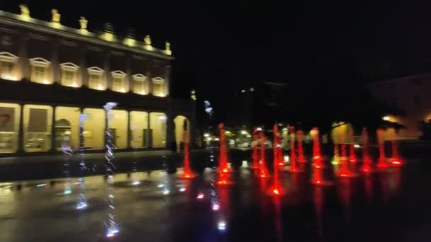 Reggio Emilia Piazza Della Vittoria Fronte Valli Teatrali Fontana Tricolore — Video Stock