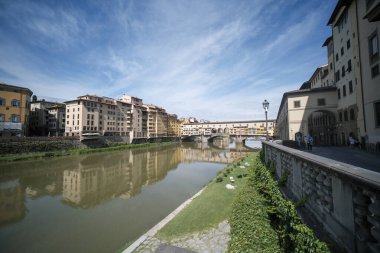 İtalya, Floransa 'da Ponte Vecchio ve Arno River ile manzara. Yüksek kalite fotoğraf