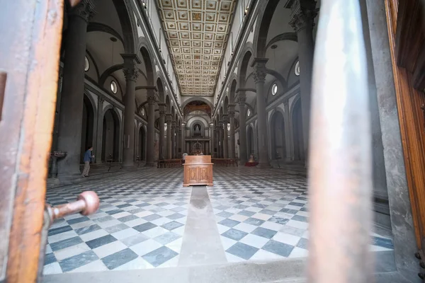 View Entrance Central Nave Basilica San Lorenzo Florence Italy High — Stock Photo, Image