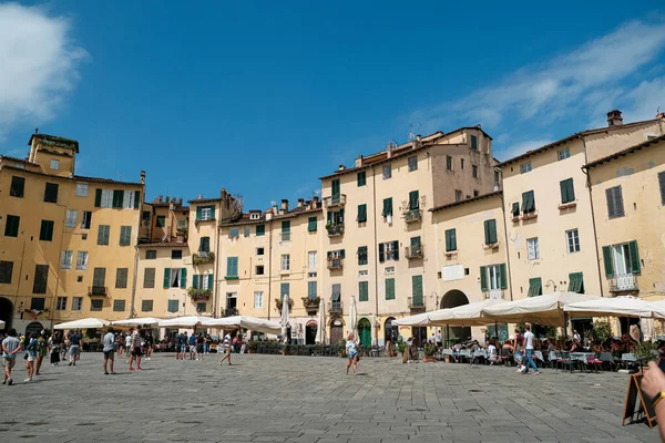 Blick Auf Die Piazza Dell Anfiteatro Lucca Italien Hochwertiges Foto — Stockfoto