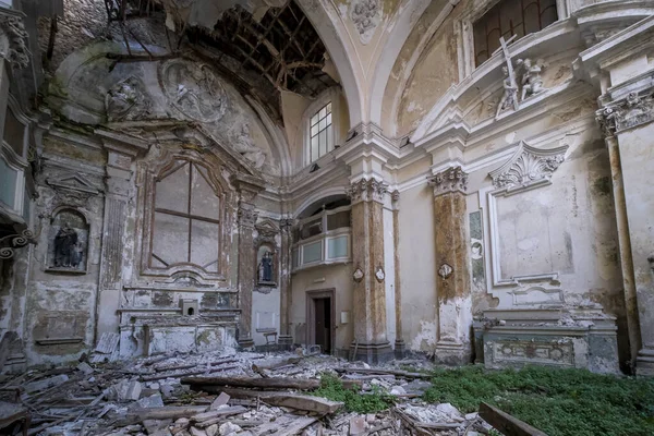 Ala Igreja Hospital Aquila Abruzzo Desmoronou Após Terremoto Foto Alta — Fotografia de Stock