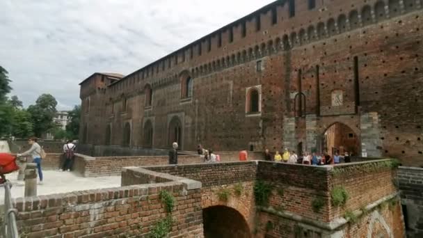 イタリアのミラノにあるスフォルツァ城の壁 高品質4K映像 — ストック動画