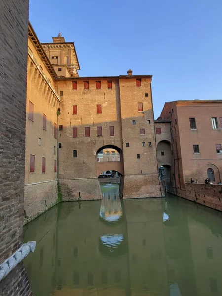 Burggraben Und Außenmauern Der Burg Michael Este Ferrara Italien Hochwertiges — Stockfoto