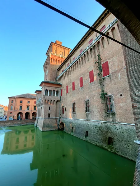 Burggraben Und Außenmauern Der Burg Michael Este Ferrara Italien Hochwertiges — Stockfoto