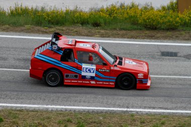Reggio Emilia, İtalya - 2016 26 06: Reggio Apennines 'in serbest etkinliği Lancia Delta S4 ECV. Yüksek kalite fotoğraf