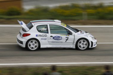 Reggio Emilia, İtalya - 2016 26 06: Reggio Apennines serbest etkinliği Peugeot 208. Yüksek kalite fotoğraf