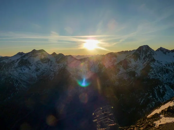 Słońce Wschodzi Alp Val Senales Wysokiej Jakości Zdjęcie — Zdjęcie stockowe