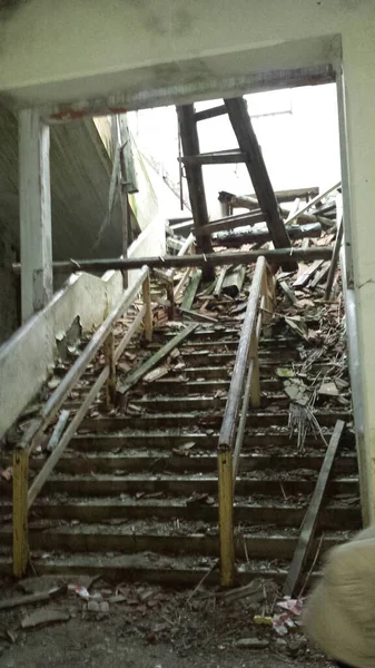 Entrance Climbed Collapsed Roof Abandoned House High Quality Photo — Stock Photo, Image