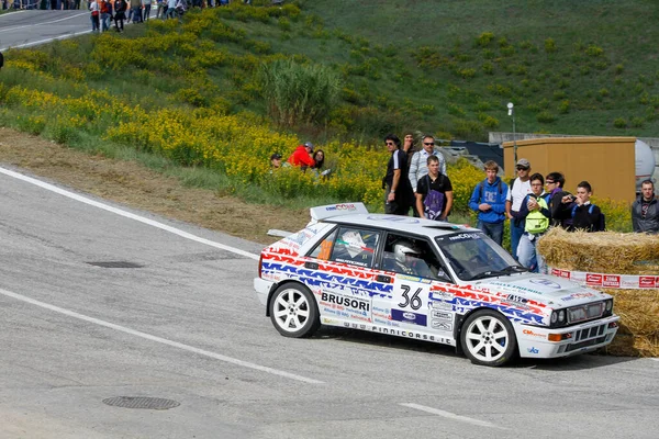 Реджо Эмилия Италия 2016 Rally Reggio Apennines Free Event Lancia — стоковое фото