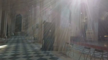 Reggio Emilia, İtalya 'daki Beata Vergine della Ghiara tapınağının iç manzarası